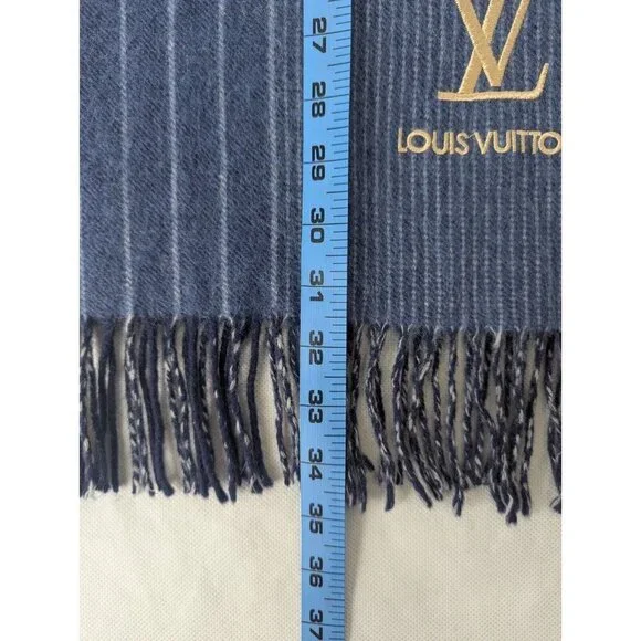 Louis Vuitton LV Logo Genuine Vintage Scarf 100% Cashmere Made in UK. - Picture 6 of 7